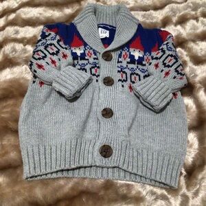 GAP Kids Gray and Red Patterned Cardigan